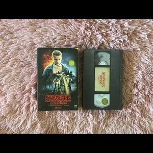 Stranger things season 1 collectible